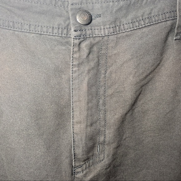 Men’s gray Columbia Cargo Shorts Size 36 - Picture 4 of 6